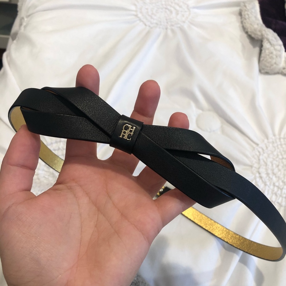 Carolina Herrera belt like new